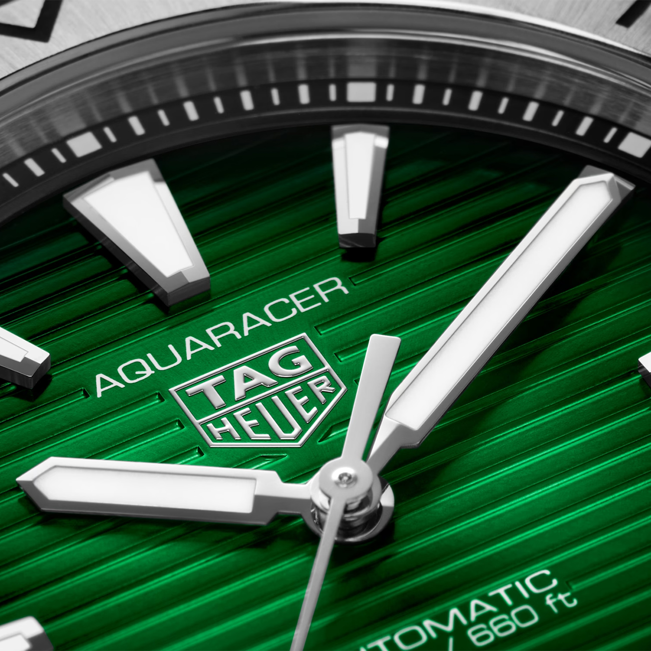 TAG Heuer Aquaracer Professional 200 40mm