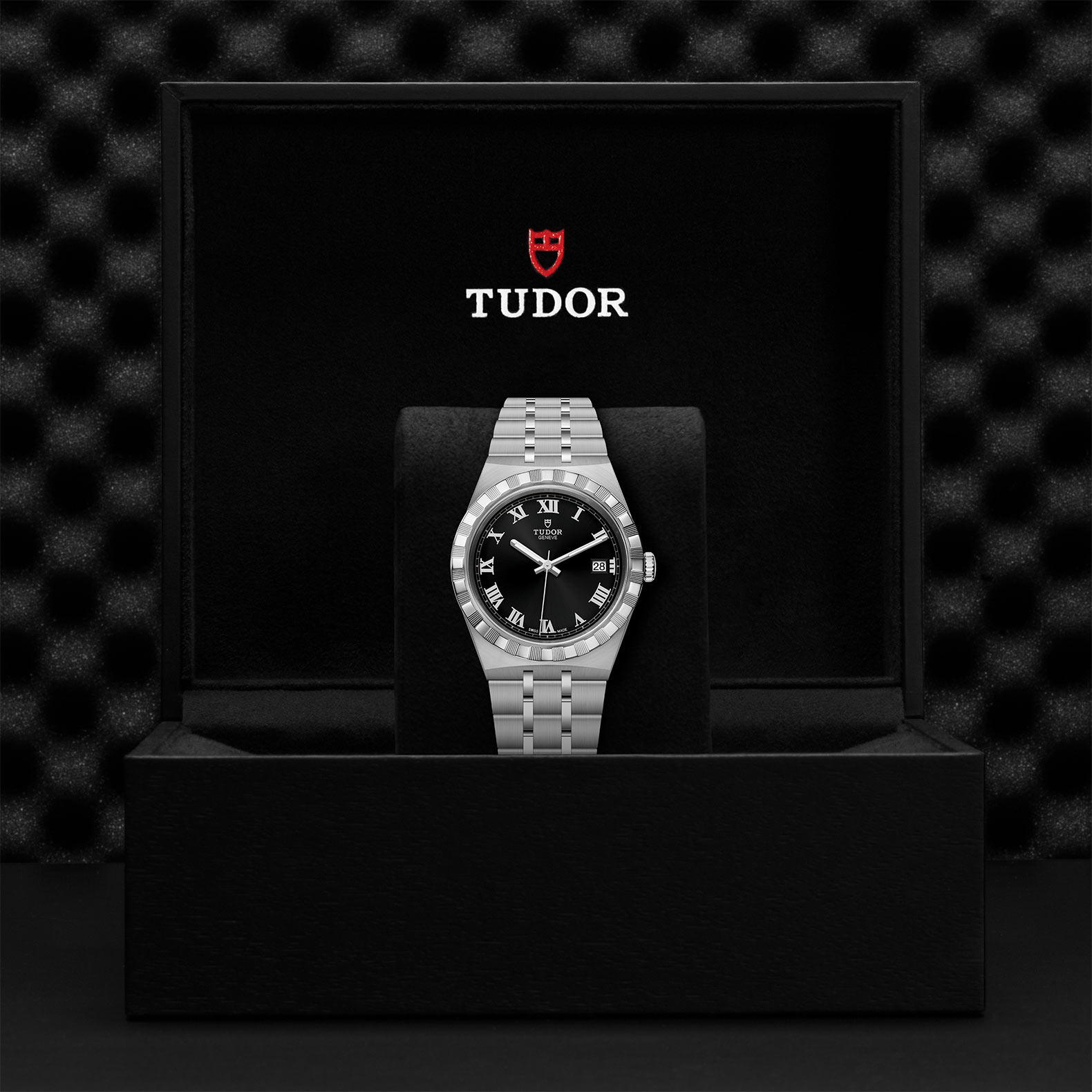 Tudor black best sale bay 38mm