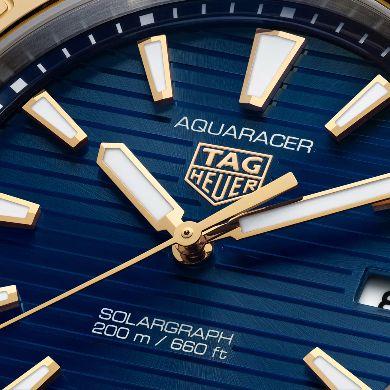 TAG Heuer Aquaracer Professional 200 Solargraph 40mm