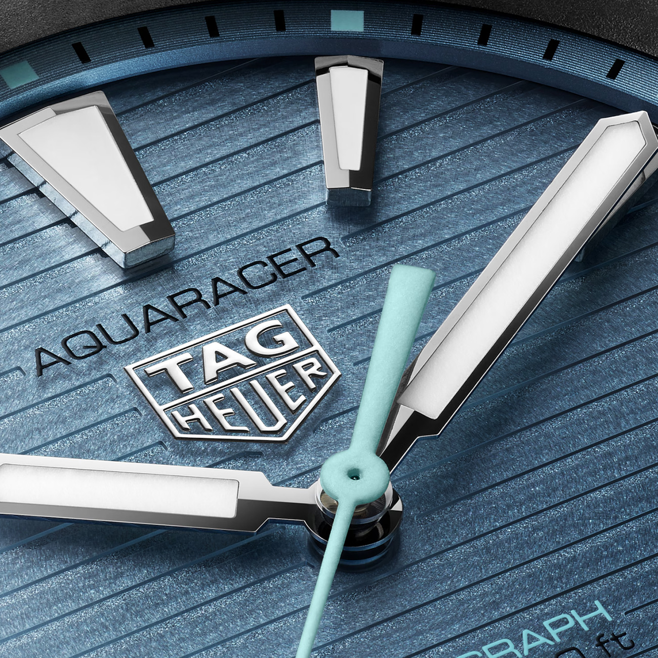 TAG Heuer Aquaracer Professional 200 Solargraph 40mm